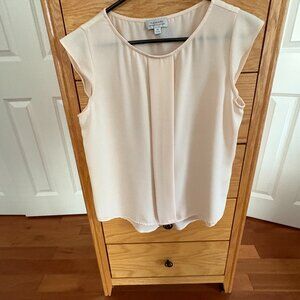 Tahari Sleeveless Blouse.  Peach color.